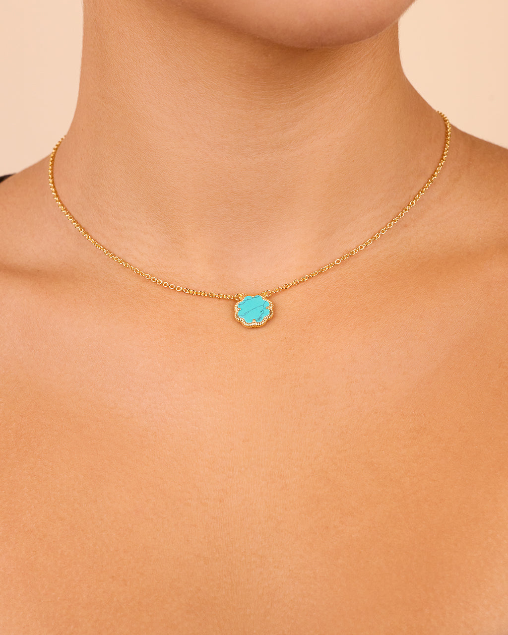 Rose Petal Pendant Gold Necklace